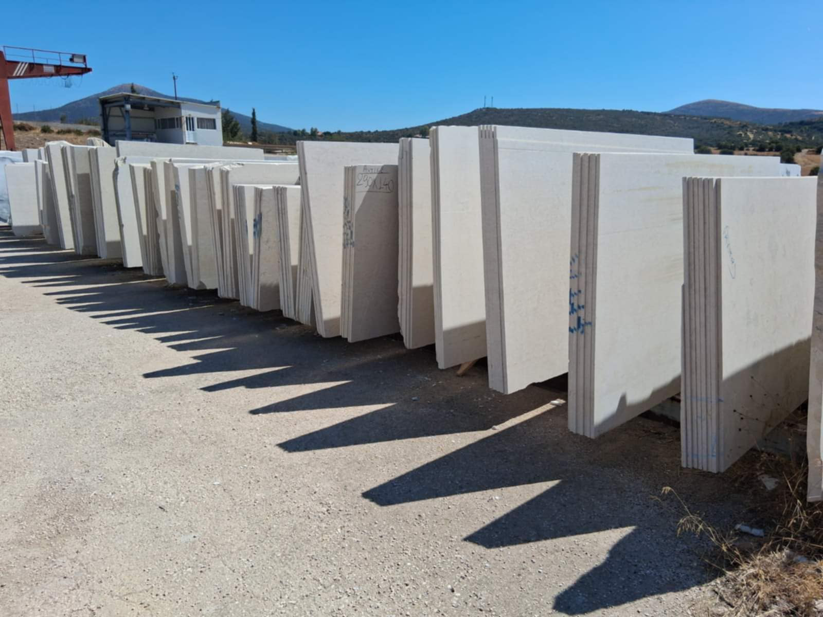 New Arrival - Aliveri Vratsa